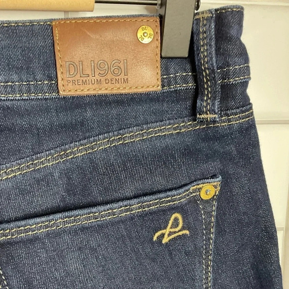 DL1961 Grace High Rise Straight Denim Jeans 360 Stretch Sz 28 - Picture 4 of 6